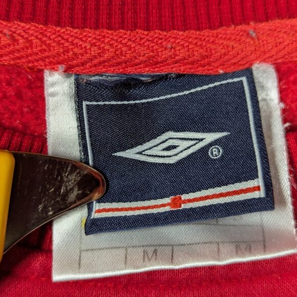2000s Vintage Umbro England Mens Football Team Red Crewneck Star Distressed S/M - Picture 2 of 10